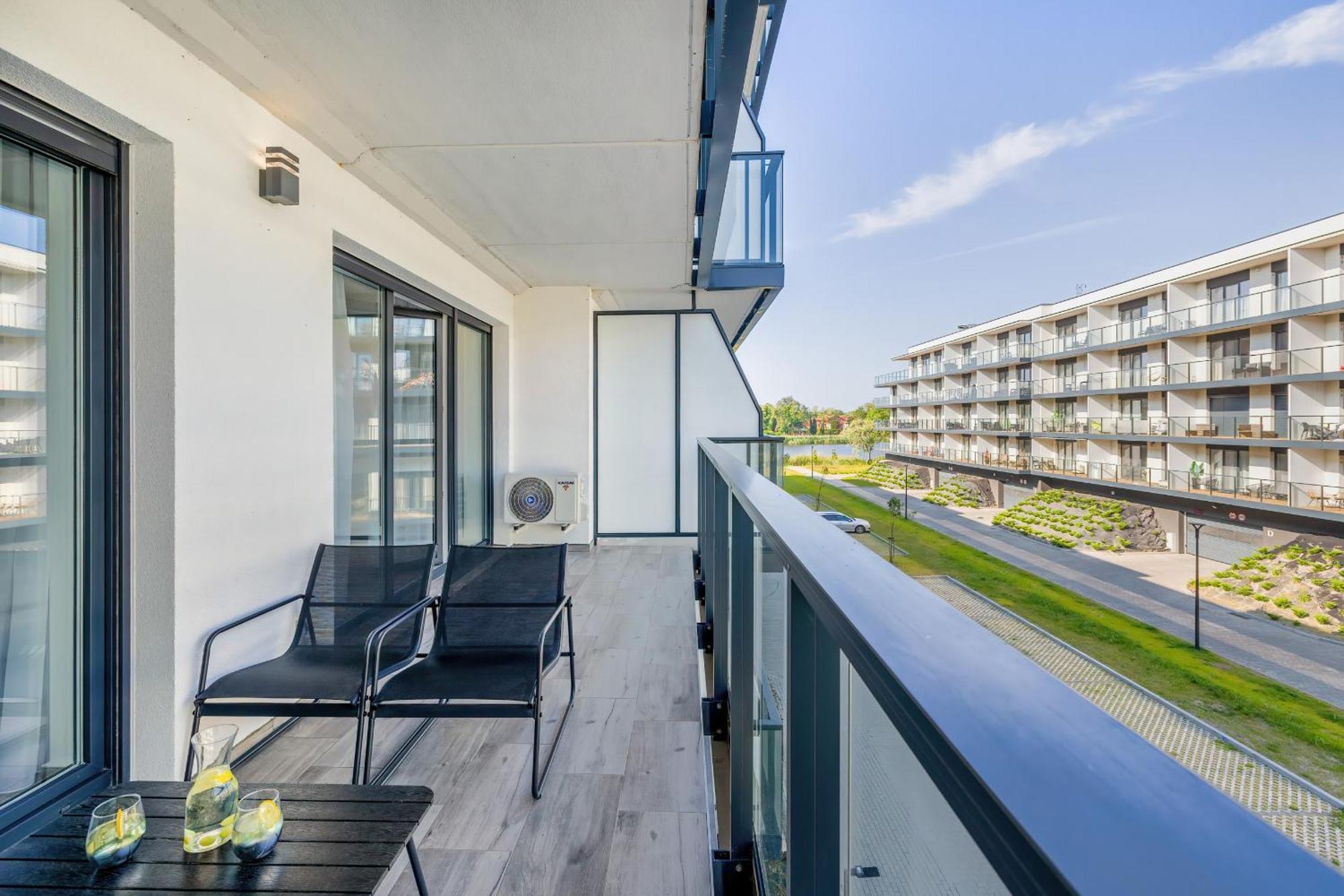Exclusive Apartments Porta Mare Marina - Swimming Pool & Sauna By Renters Prestige Dziwnow Exterior photo